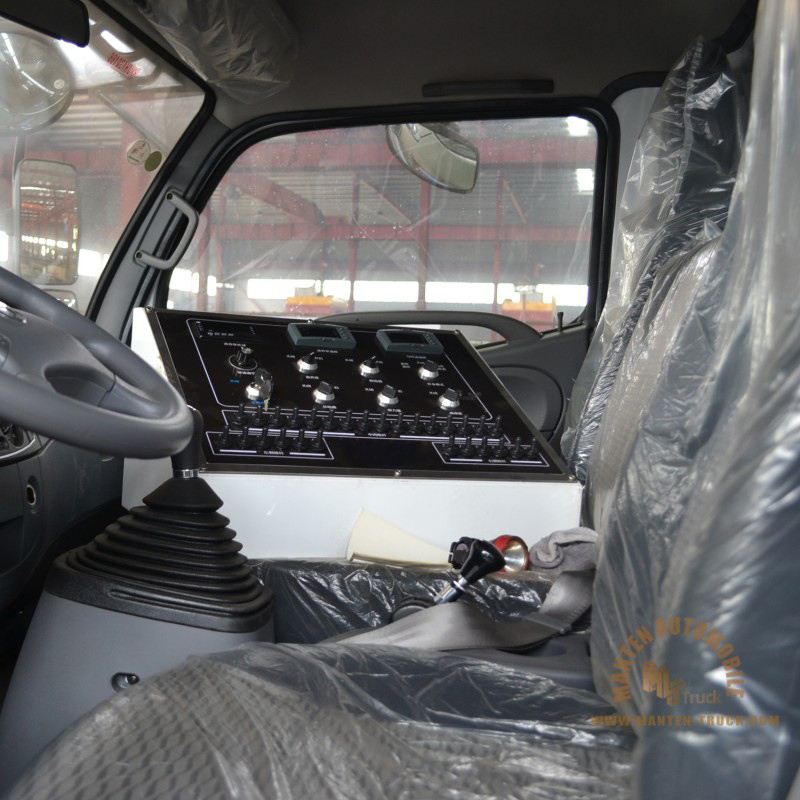 bitumen-truck-3.jpg